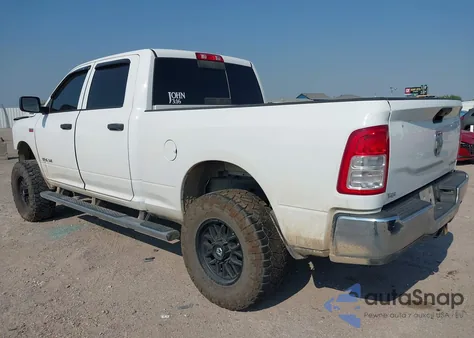 2021 Ram 2500 Tradesman 4X4 6'4 Box from USA, damaged, VIN 3C6UR5CJ6MG680858
